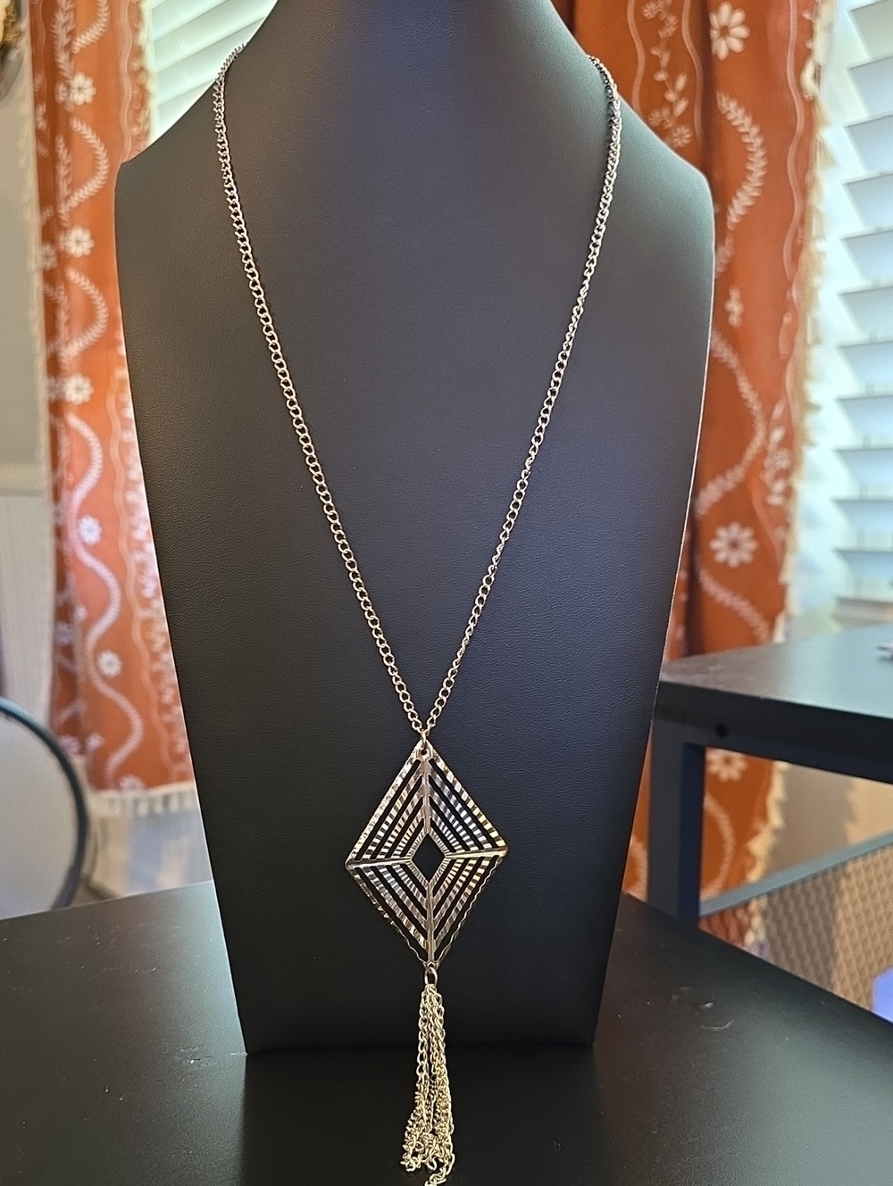 Geometric Diamond Tassel Pendant Necklace - Silver